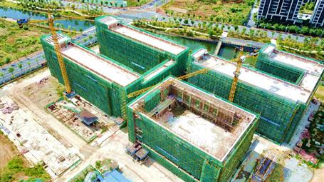 【奮戰(zhàn)三季度 打贏攻堅戰(zhàn)】柳州市明德小學(xué)2#、3#教學(xué)樓主體結(jié)構(gòu)通過驗收