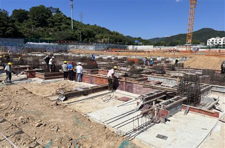 【奮戰(zhàn)三季度 打贏攻堅戰(zhàn)】戰(zhàn)高溫搶進度 抓生產(chǎn)建設(shè)忙